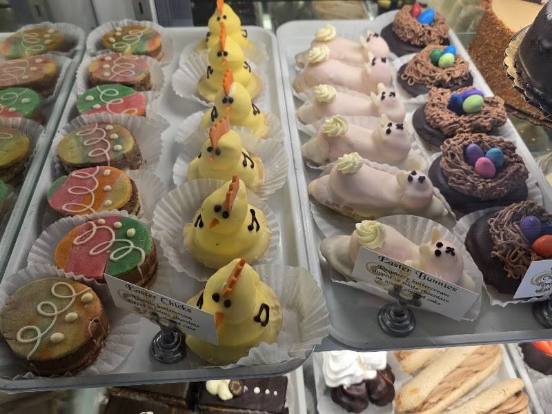 Au Péché Mignon French Pastry Shop